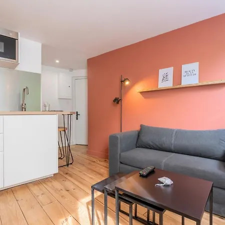 Little Duplex In Republique Beaux Arts Apartment *