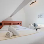 Little Duplex In Republique Beaux Arts